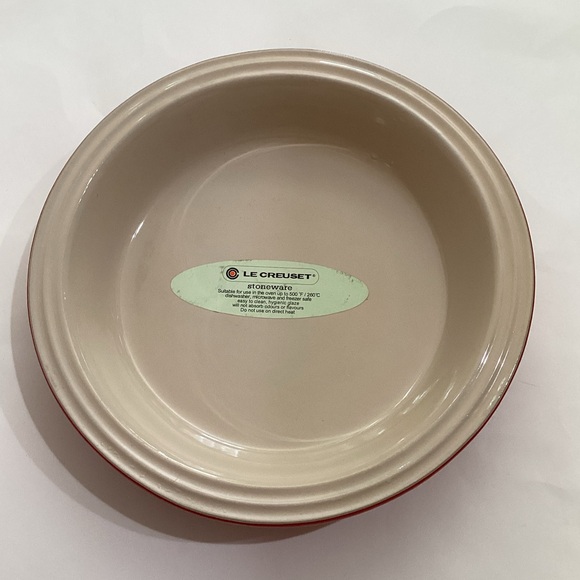 Le Creuset Stoneware Red Pie Baking Dish 12” HTF - Picture 1 of 7